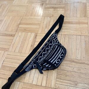 Forever 21 Black and White Crossbody Bag